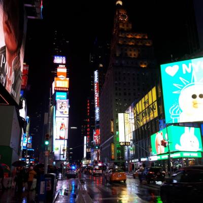 TIMES SQUARE